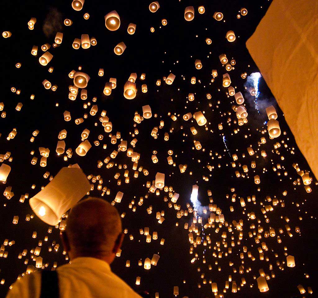 Festival das Lanternas Yi Peng