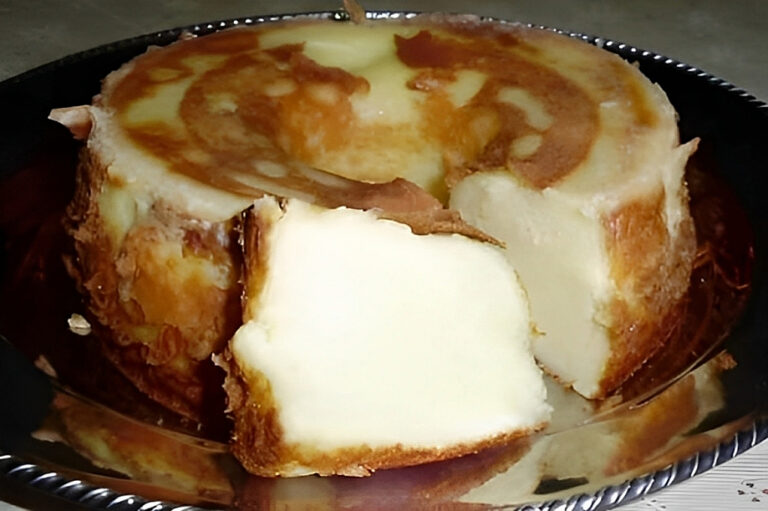 Receita de Bolo Mole Pega Marido com Queijo - Delicioso e fácil de fazer