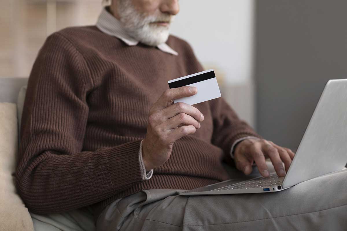 solicitar um cartão de crédito na aposentadoria